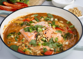 One-Pan Red Curry Salmon – JSHealth